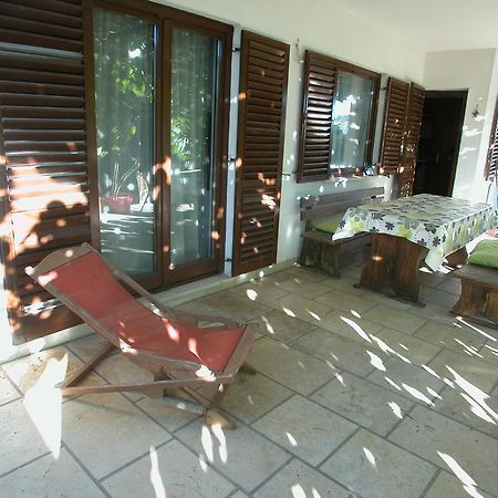 Diana'S Place พูลา ภายนอก รูปภาพ