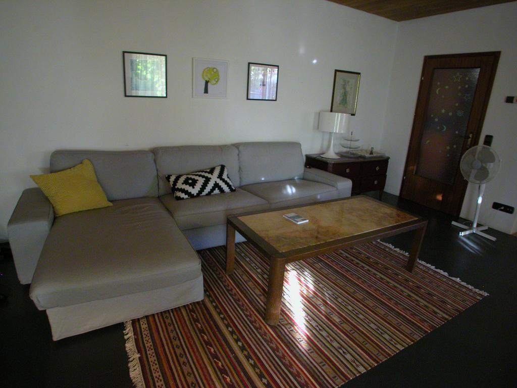 Diana'S Place พูลา ภายนอก รูปภาพ